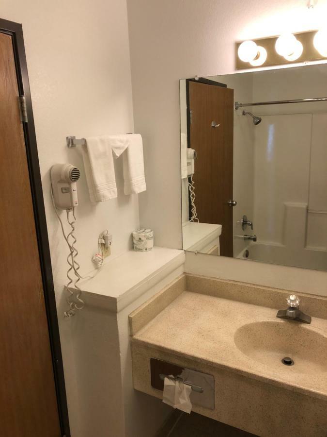 موتيل Super 8 By Wyndham برايس المظهر الخارجي الصورة